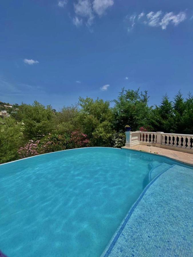 Appartement En Rez De Villa Beausite Mandelieu 外观 照片